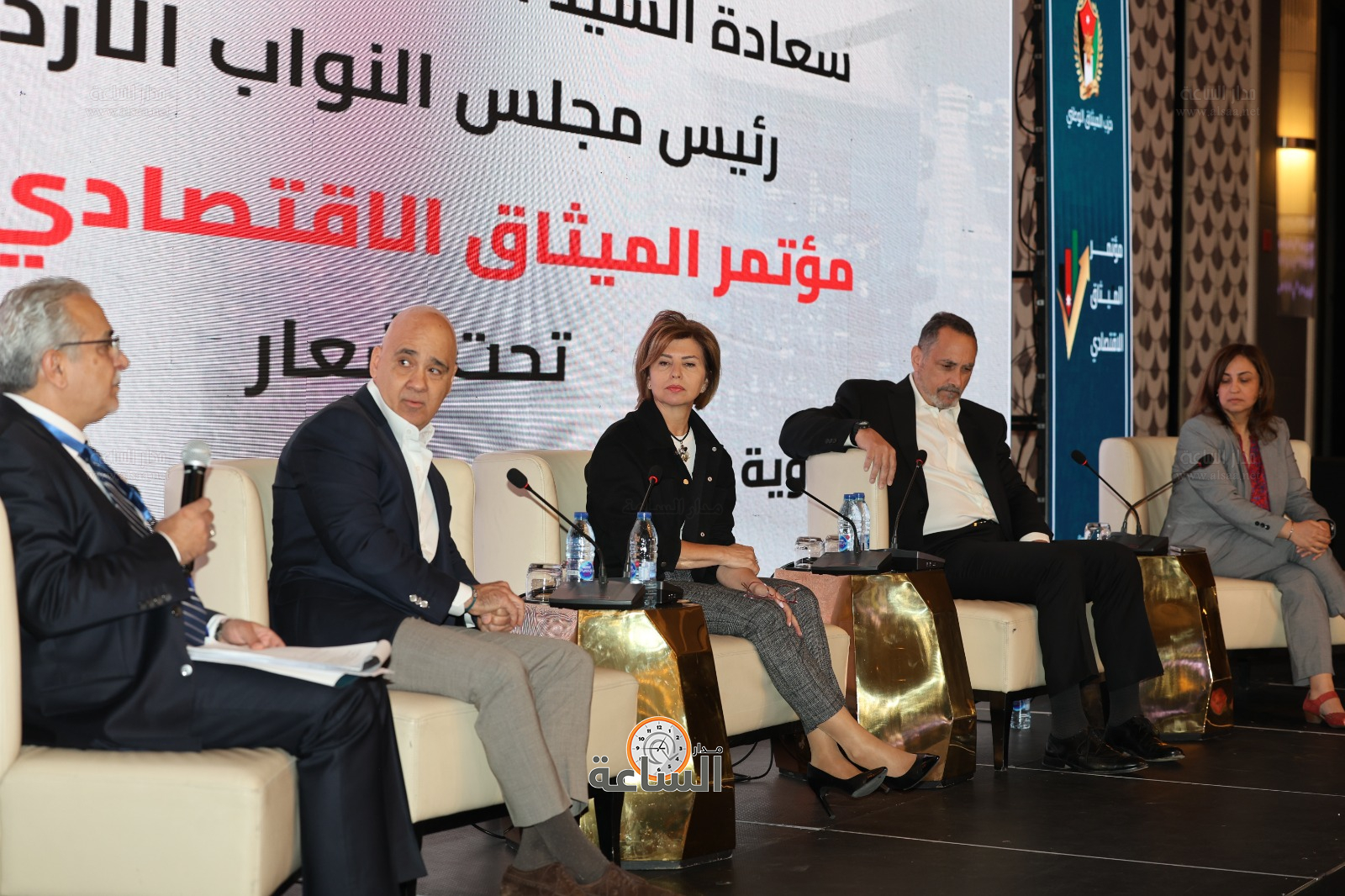 Madar Al-Saa Images 0.10389352787610018