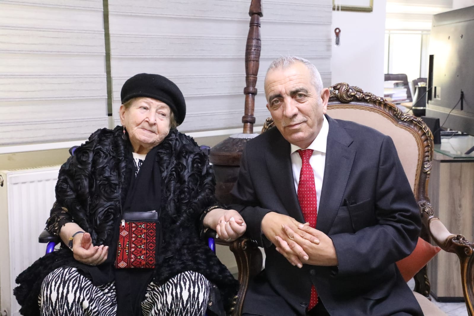 Madar Al-Saa Images 0.08190773112155758