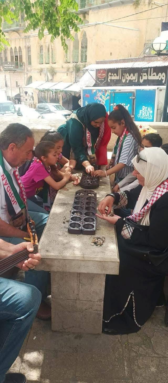 Madar Al-Saa Images 0.866403394554966