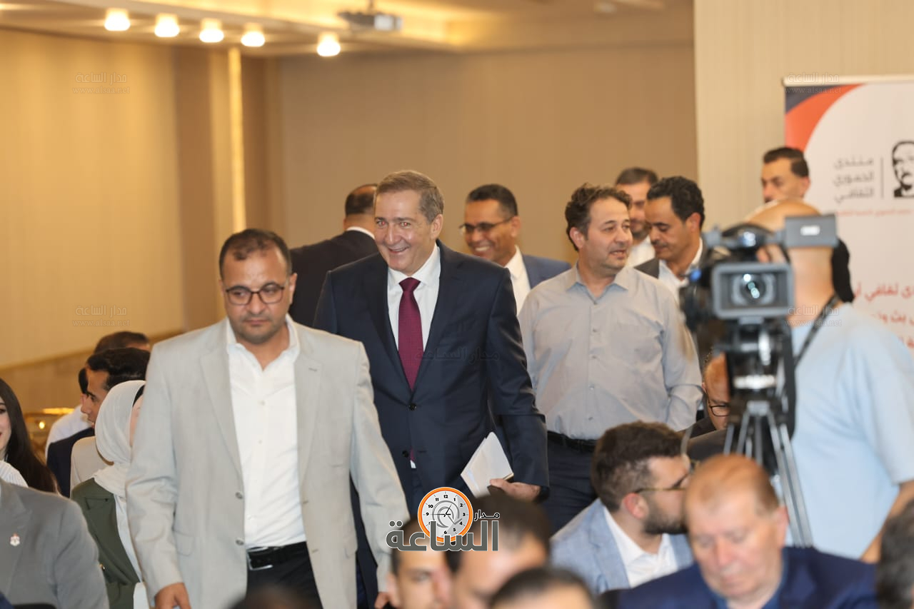 Madar Al-Saa Images 0.8920725411940214