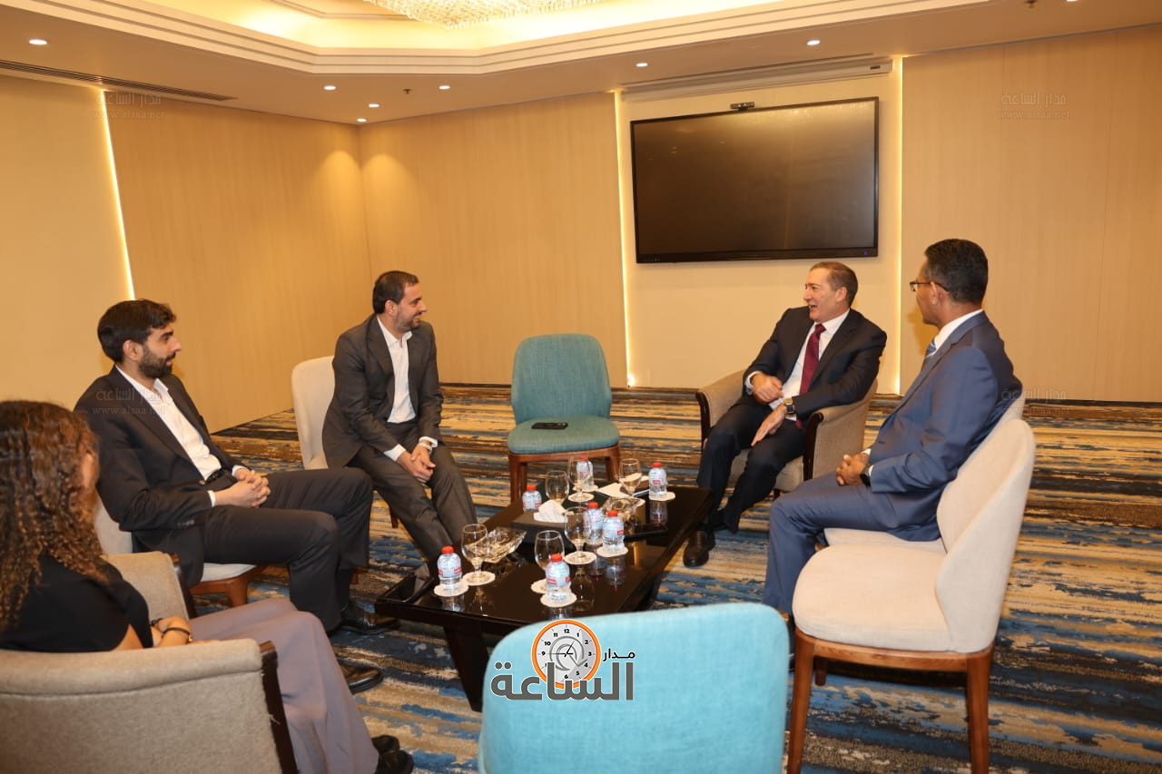 Madar Al-Saa Images 0.29400935932582306