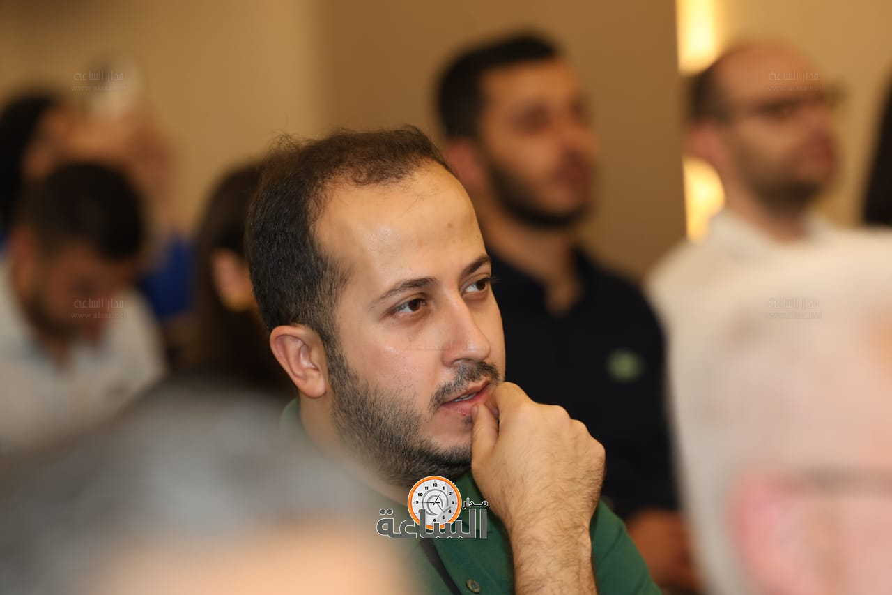 Madar Al-Saa Images 0.7878043398220497