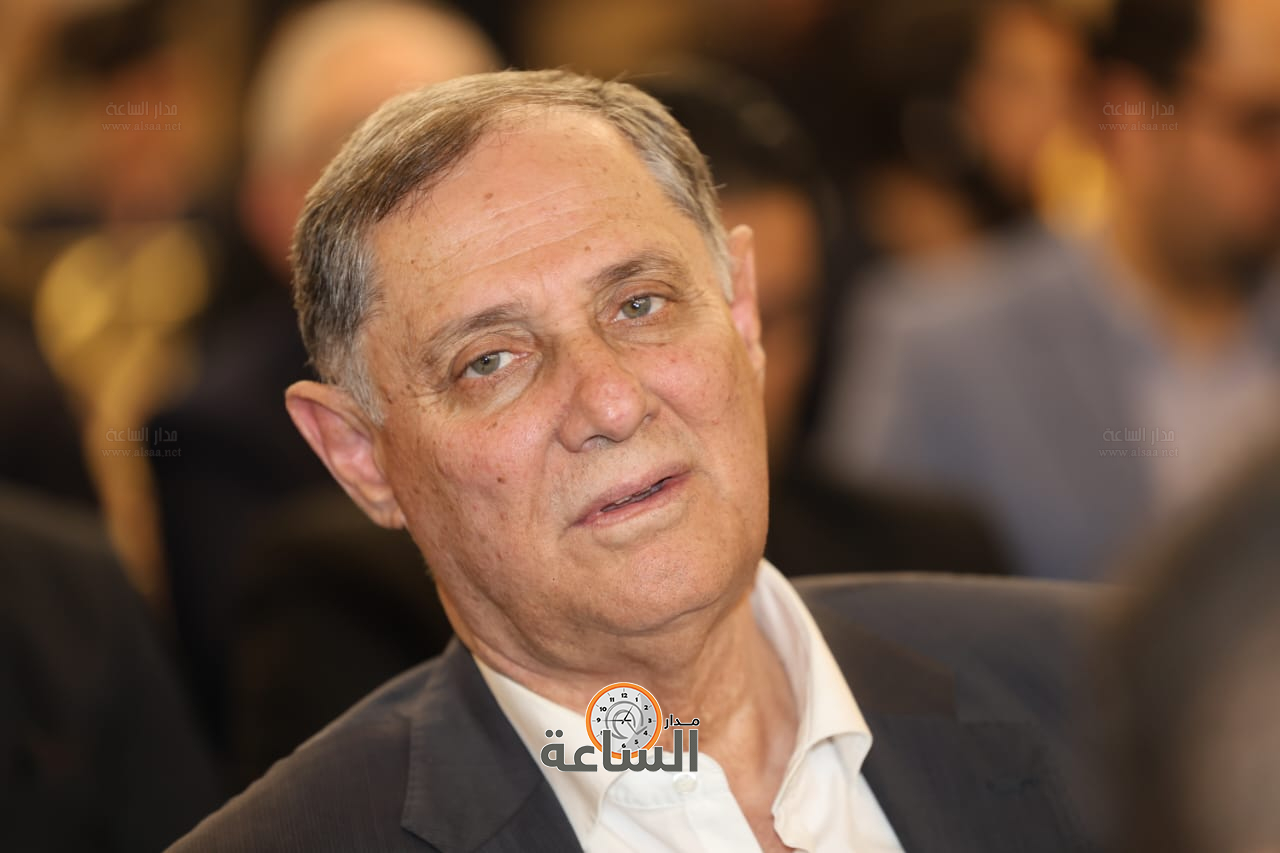 Madar Al-Saa Images 0.25590458582427444