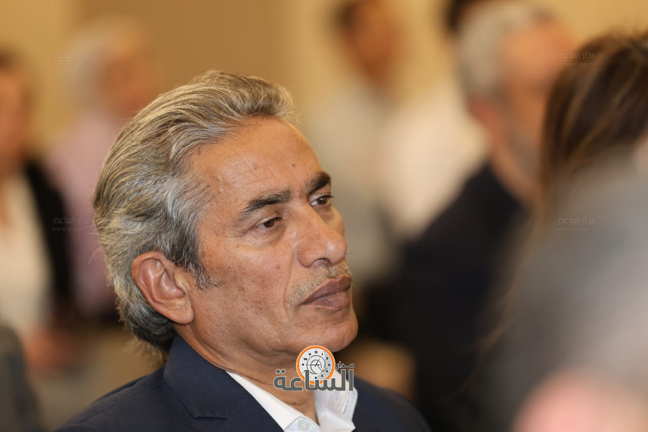 Madar Al-Saa Images 0.40441910888940635