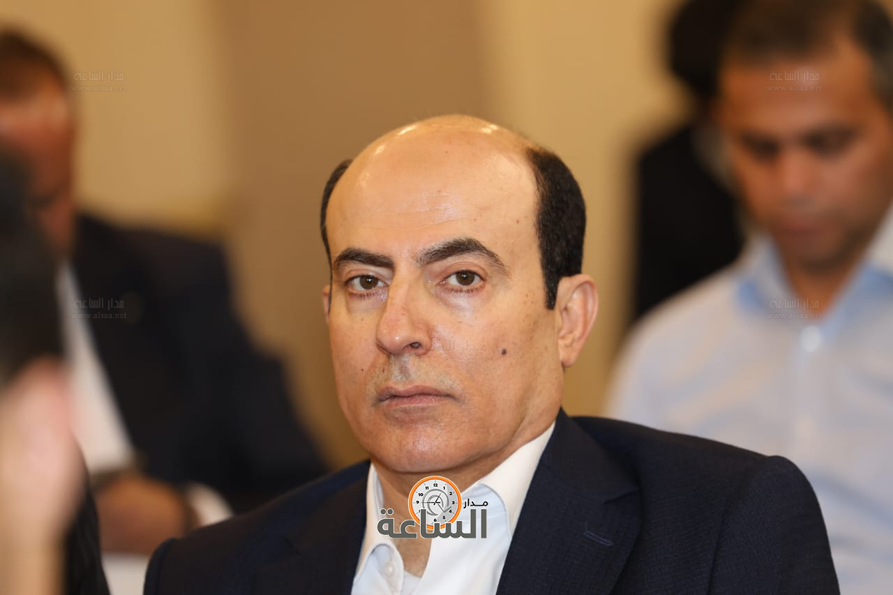 Madar Al-Saa Images 0.6190826834858904