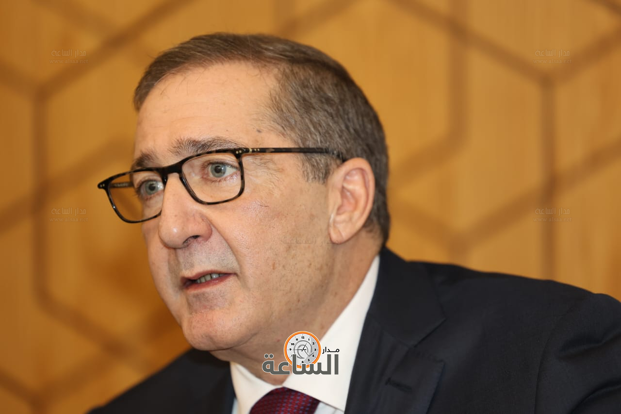 Madar Al-Saa Images 0.03877340043213817