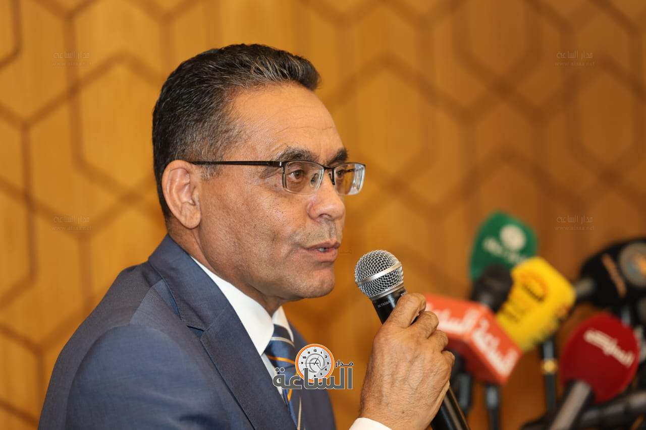 Madar Al-Saa Images 0.821365653824483