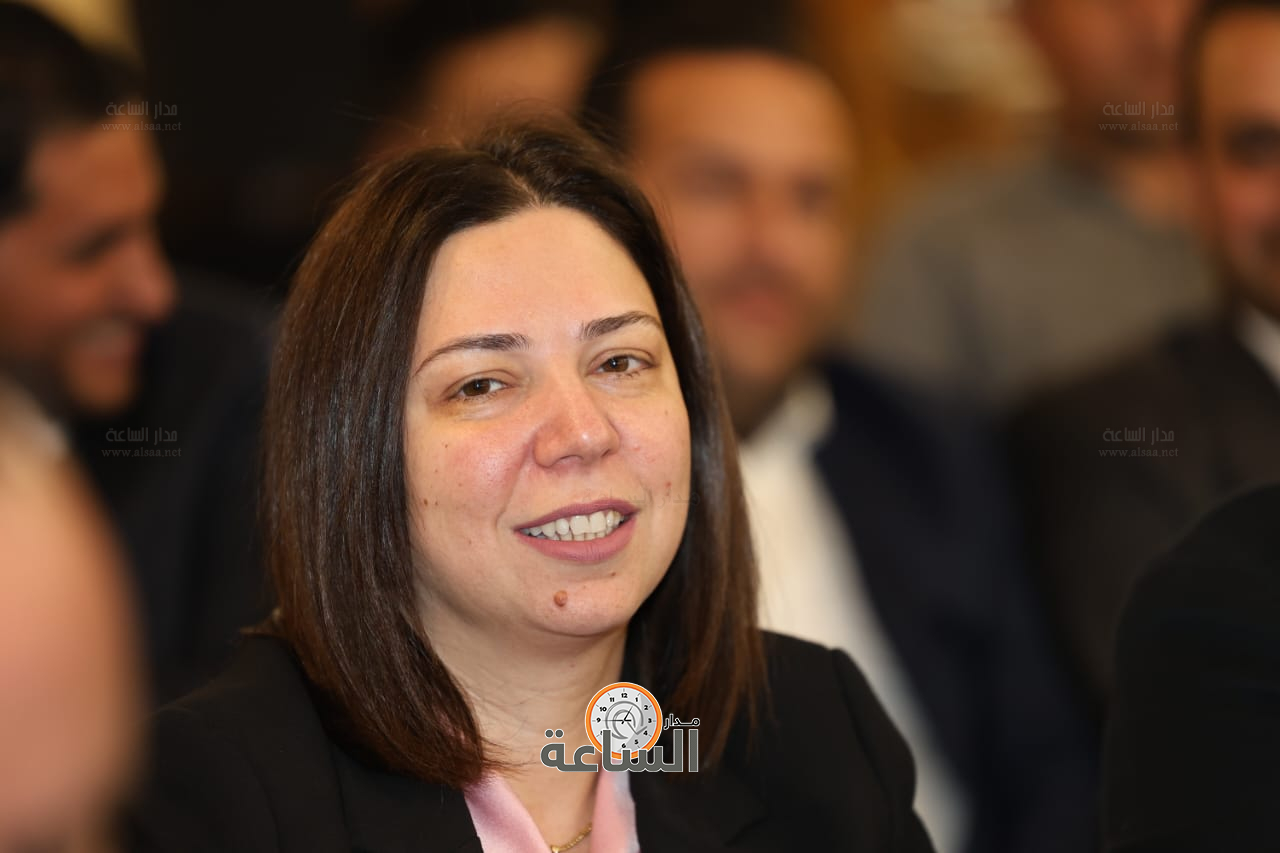 Madar Al-Saa Images 0.04293740931992118