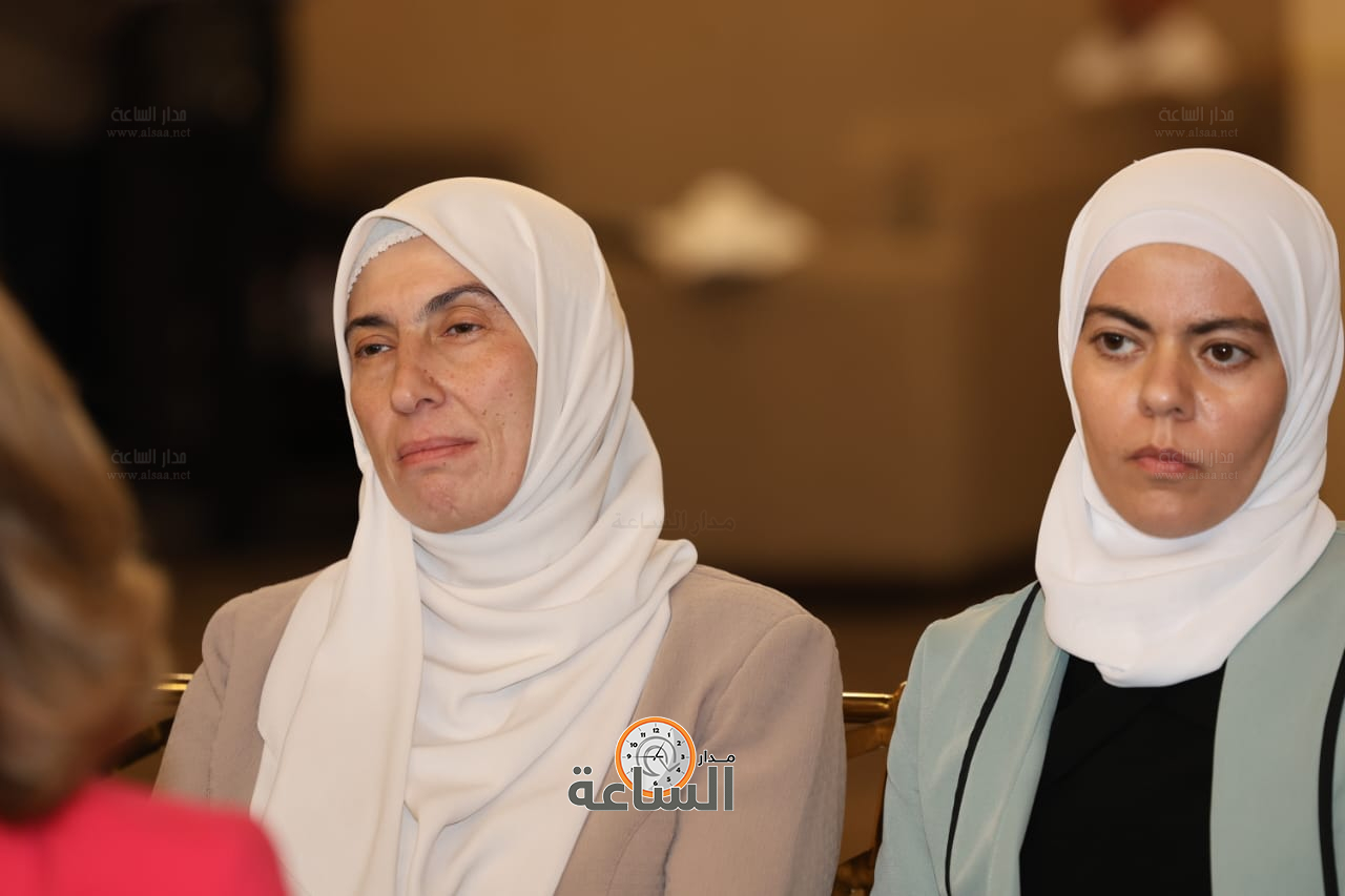 Madar Al-Saa Images 0.4217014624055029