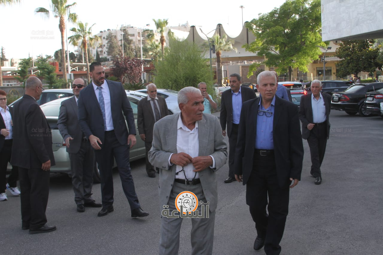 Madar Al-Saa Images 0.04379955983437178