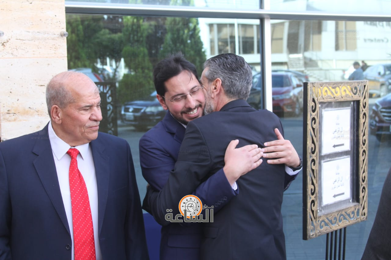 Madar Al-Saa Images 0.5112044397101512