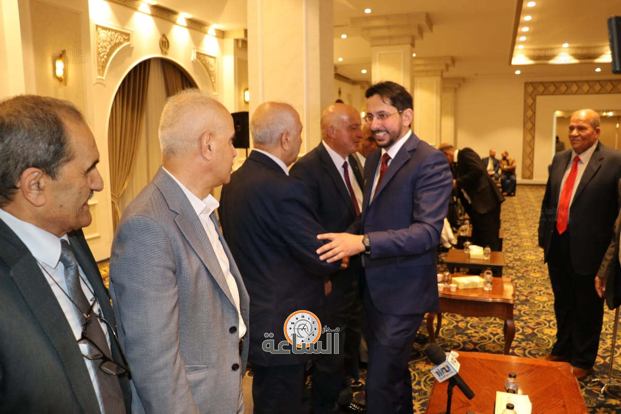 Madar Al-Saa Images 0.38583650764545196