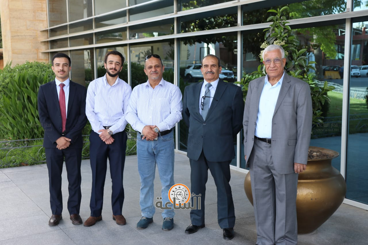 Madar Al-Saa Images 0.6952223075602197