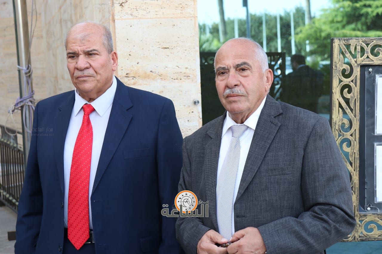 Madar Al-Saa Images 0.15581448986108415