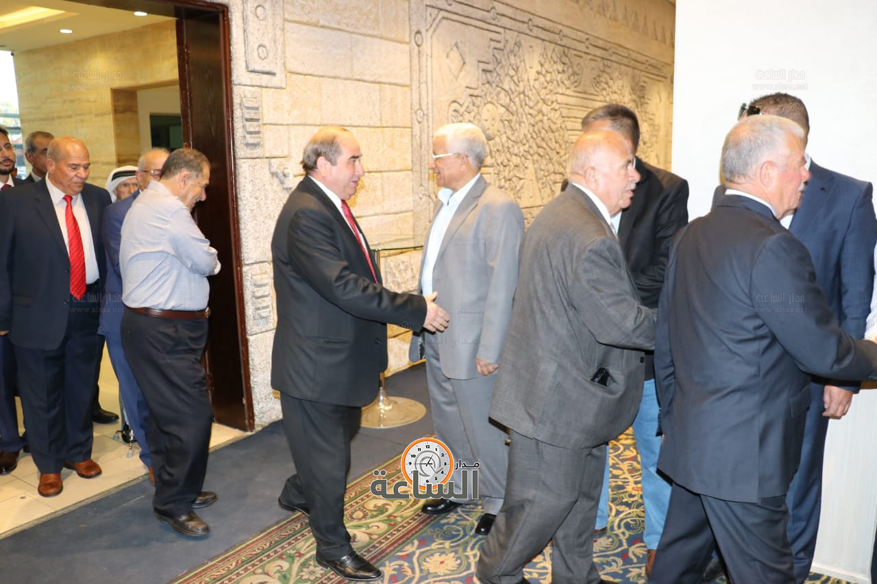 Madar Al-Saa Images 0.4177214460525448