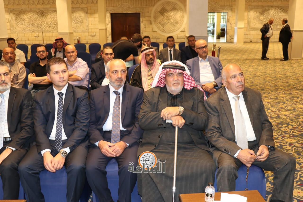 Madar Al-Saa Images 0.8316175062522269