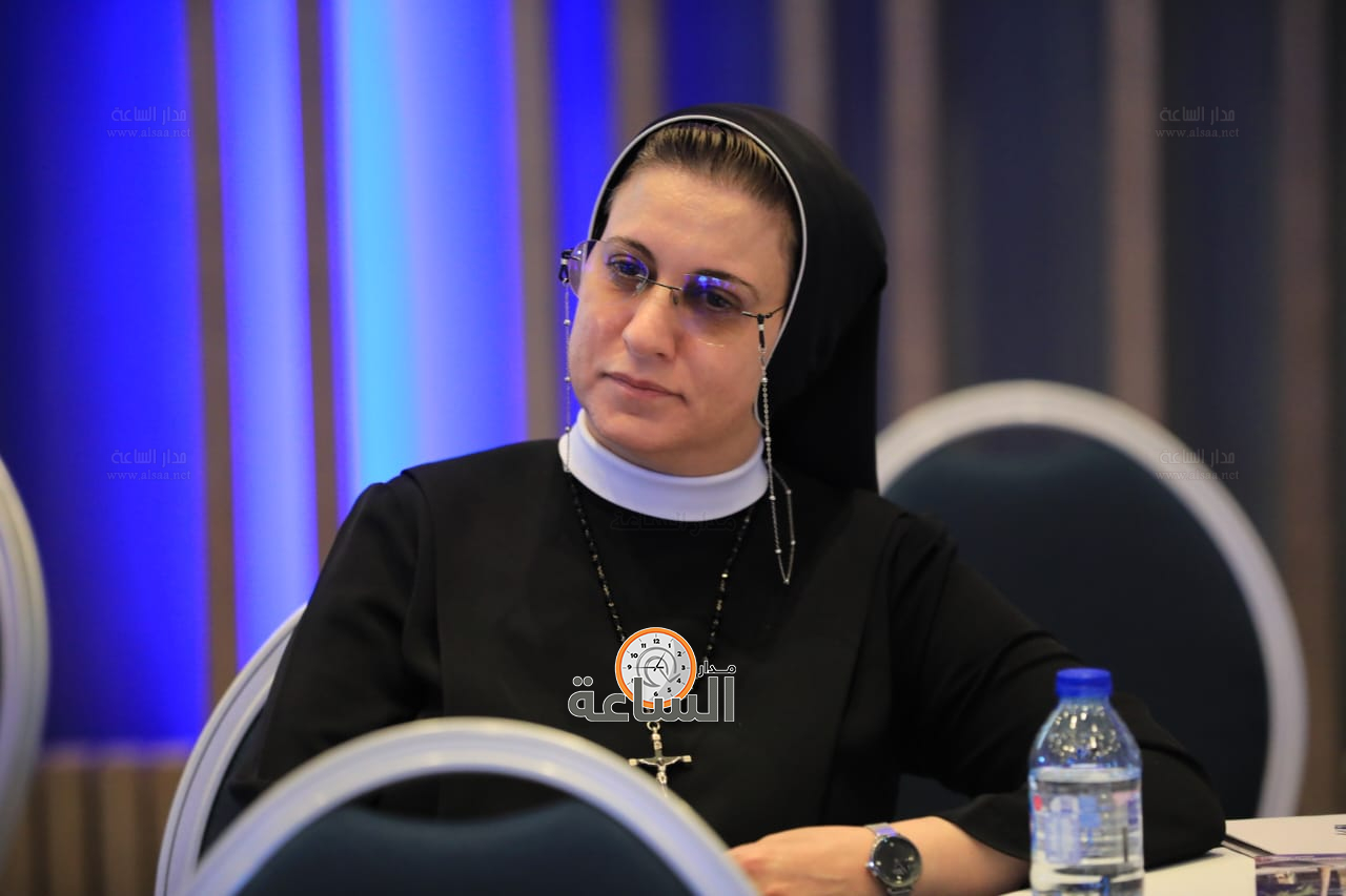 Madar Al-Saa Images 0.41638990650345264