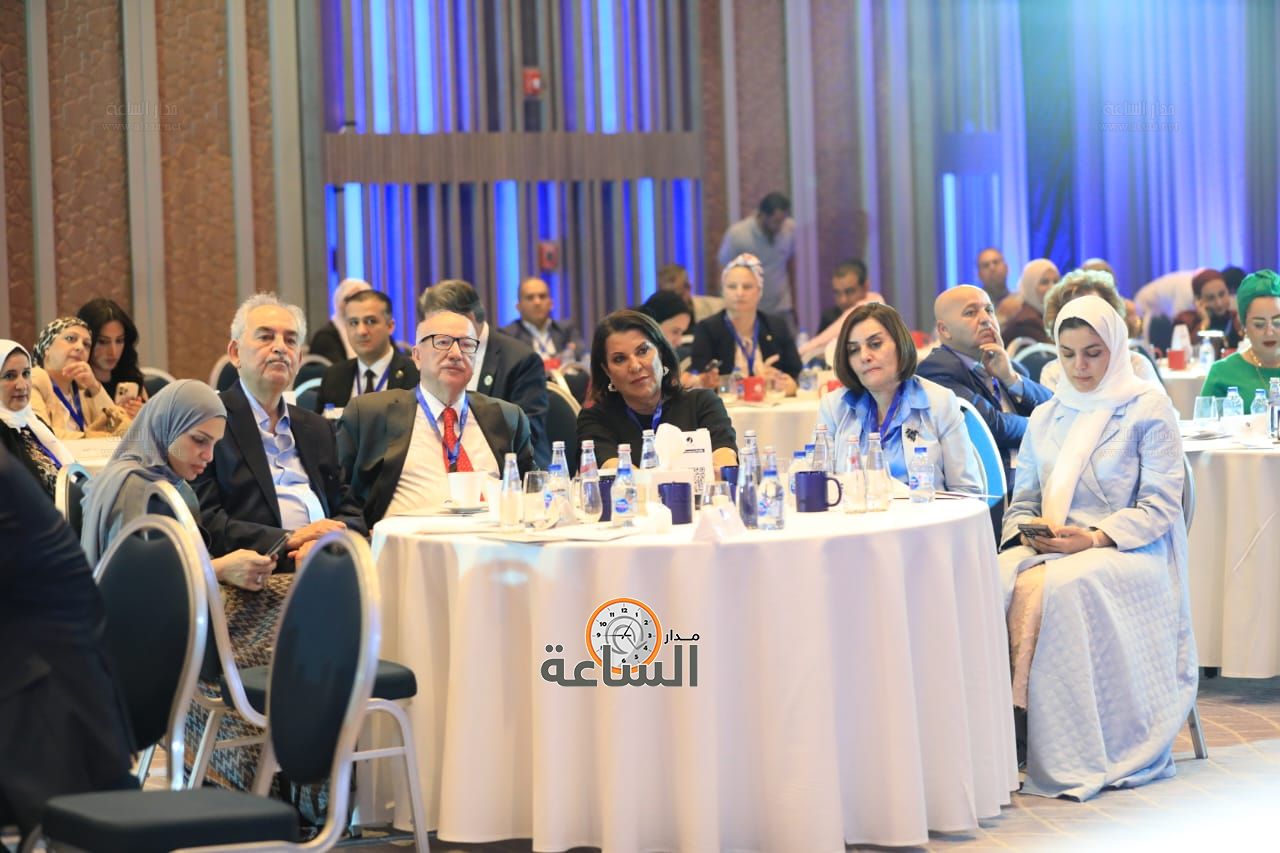 Madar Al-Saa Images 0.14464646743315168