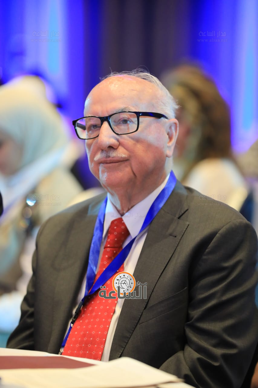 Madar Al-Saa Images 0.4156864842704522