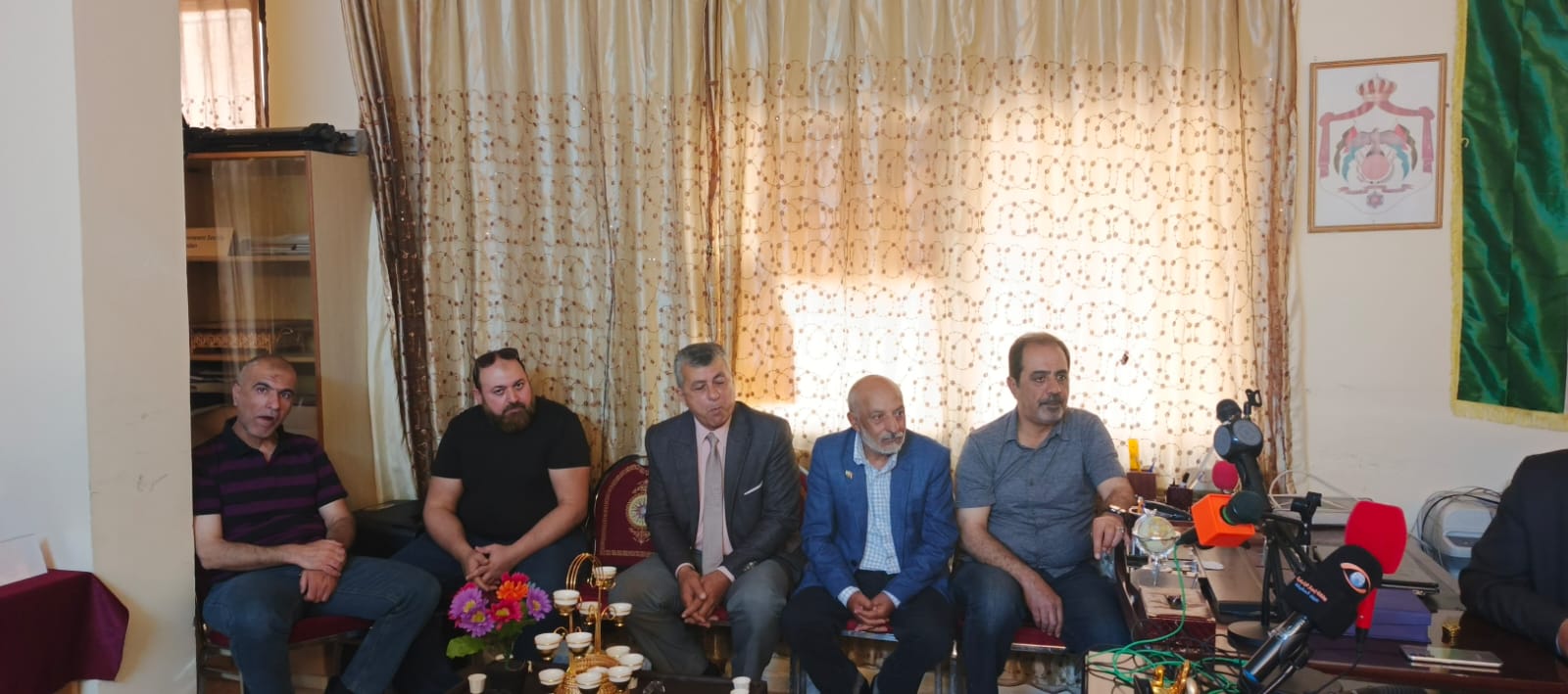 Madar Al-Saa Images 0.834674639738328