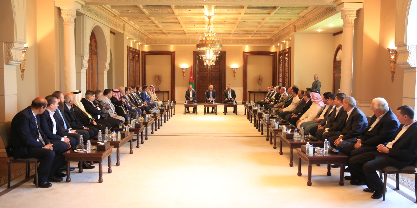 Madar Al-Saa Images 0.7303426734694951