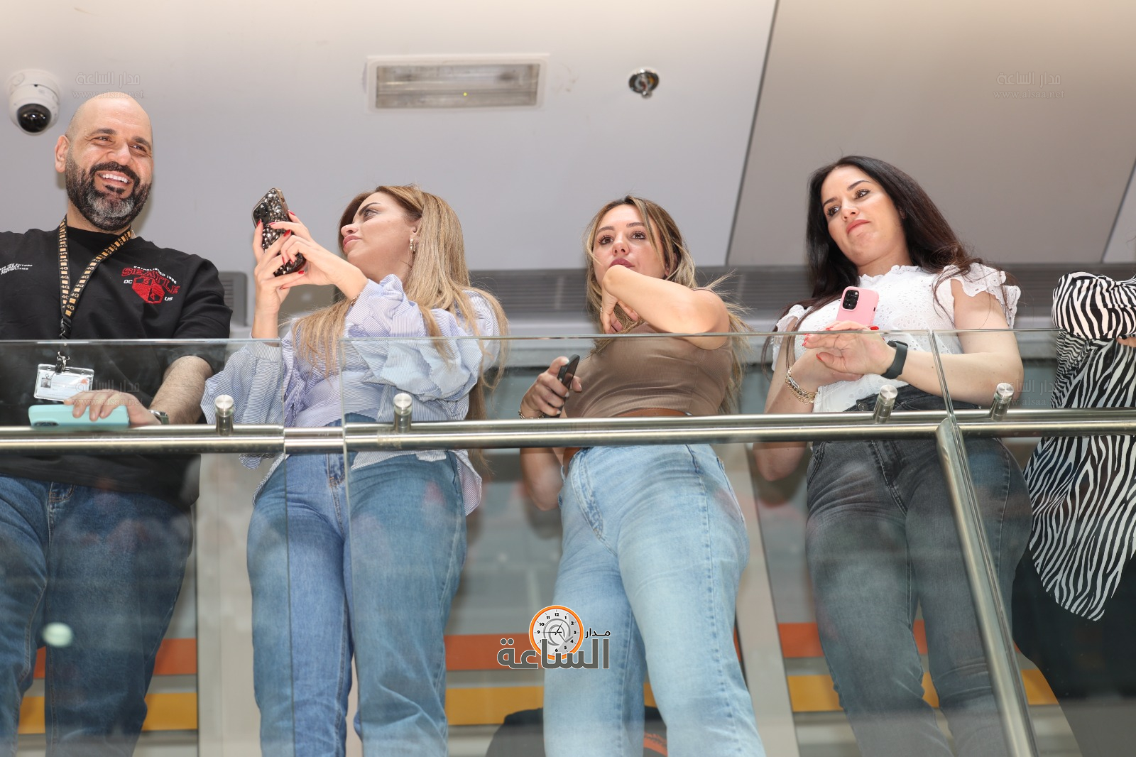 Madar Al-Saa Images 0.44684060752168697