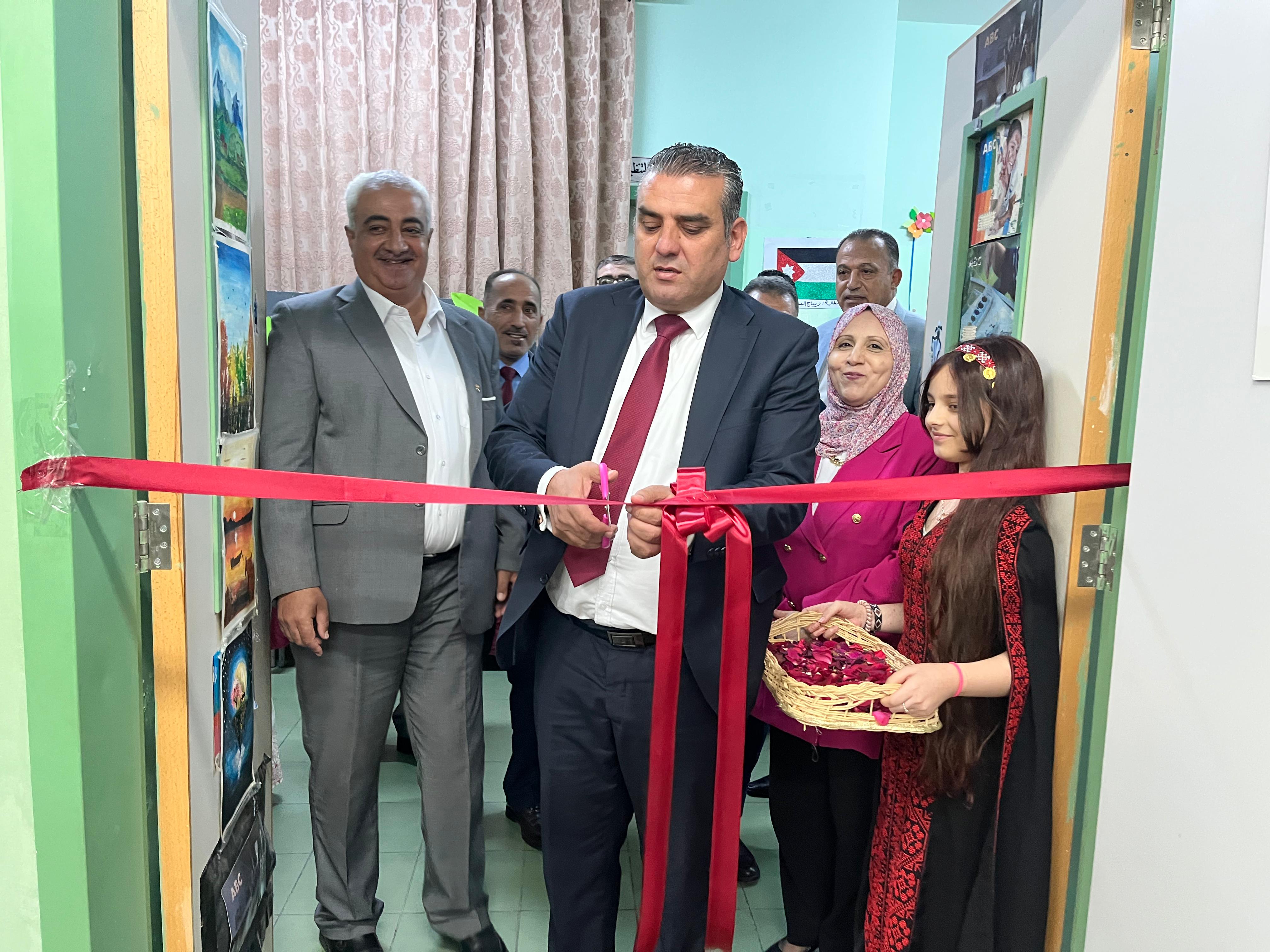 Madar Al-Saa Images 0.16762892168857324