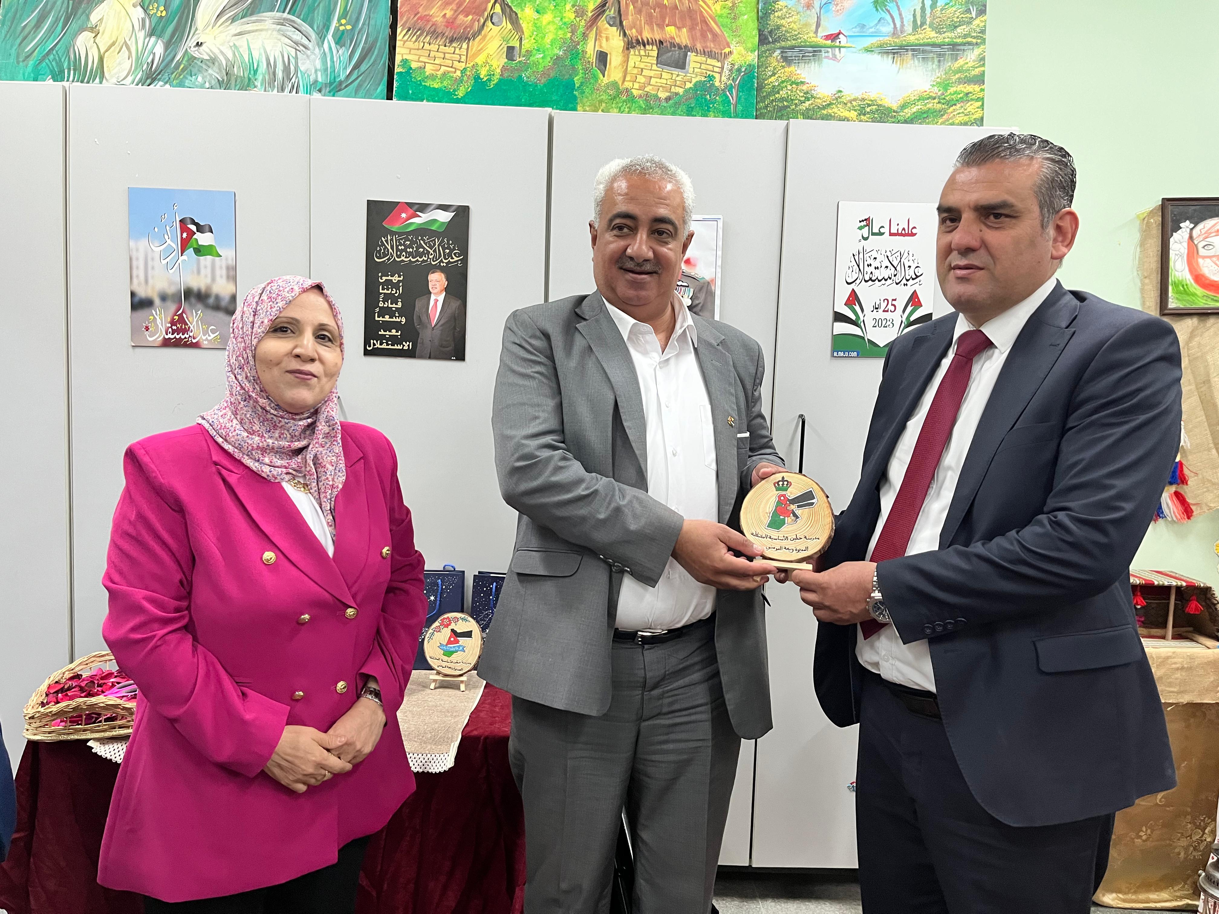 Madar Al-Saa Images 0.47920650298909984