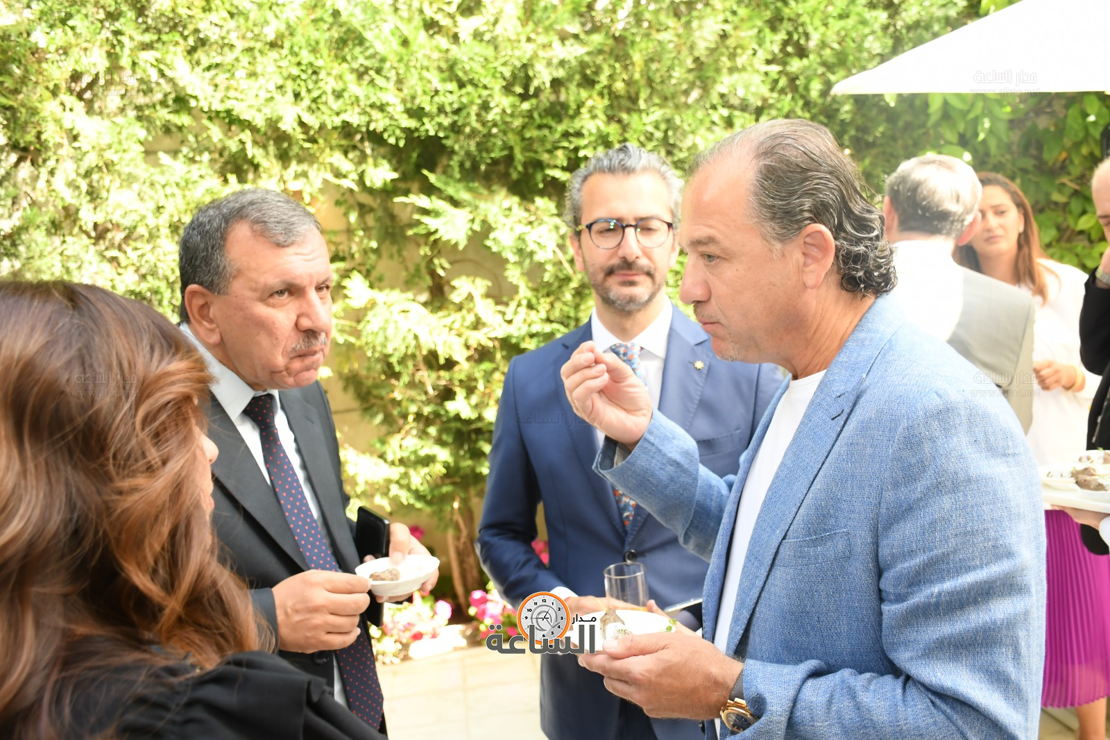 Madar Al-Saa Images 0.13303587524380855