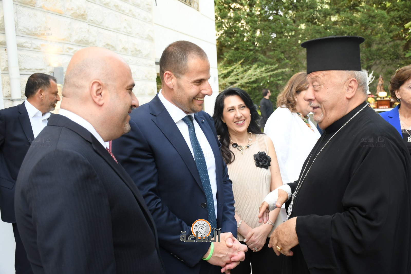 Madar Al-Saa Images 0.18971772364475925