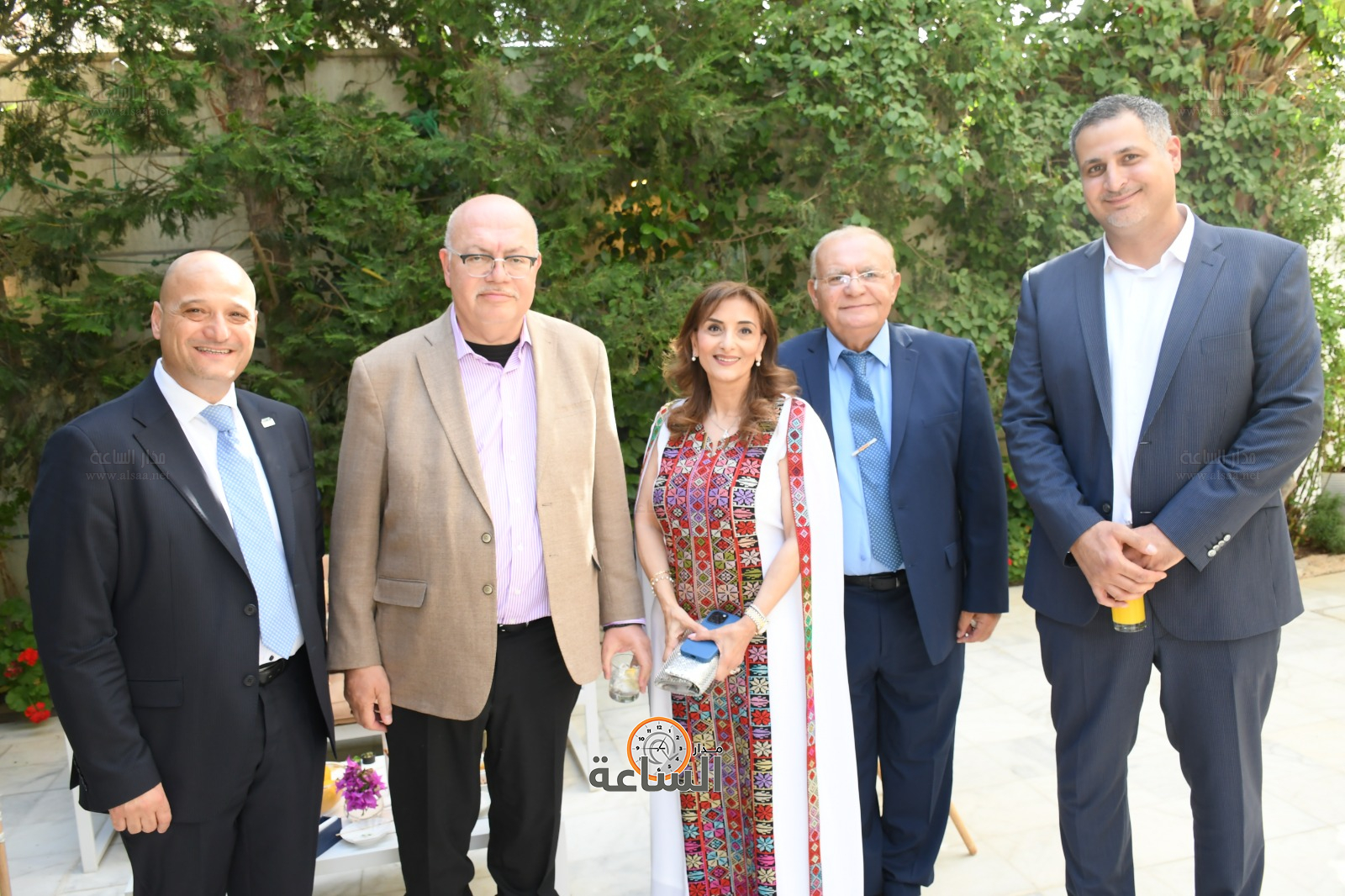 Madar Al-Saa Images 0.2769456420832861