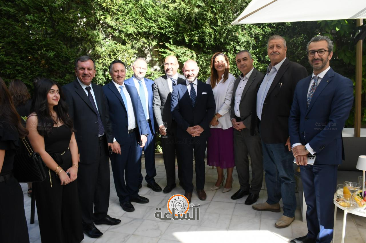 Madar Al-Saa Images 0.5127566303370801