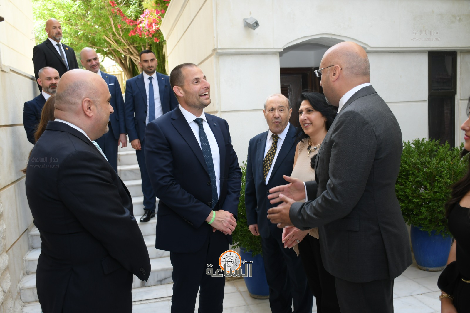 Madar Al-Saa Images 0.06358041646323442