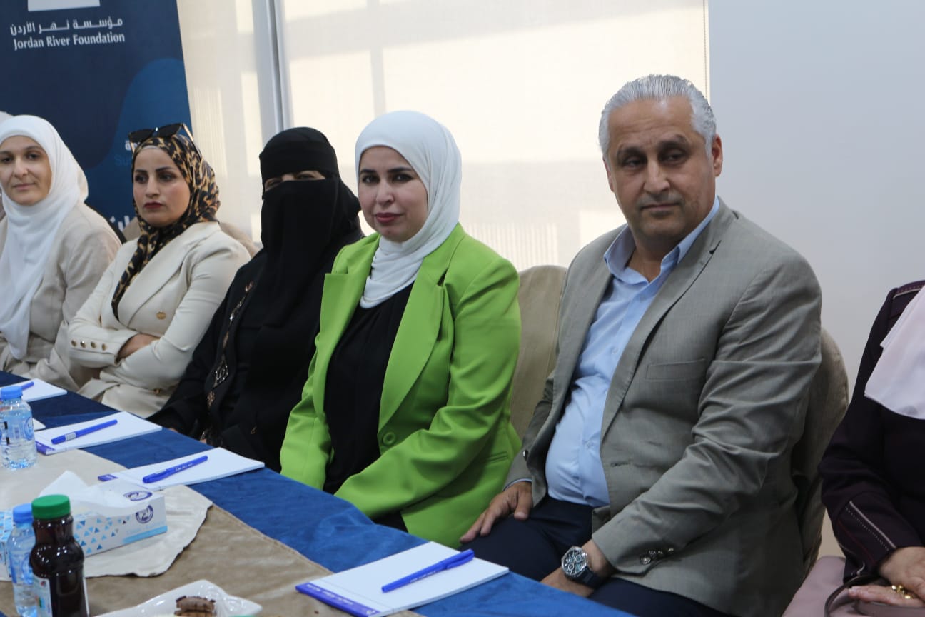 Madar Al-Saa Images 0.6577654888204886