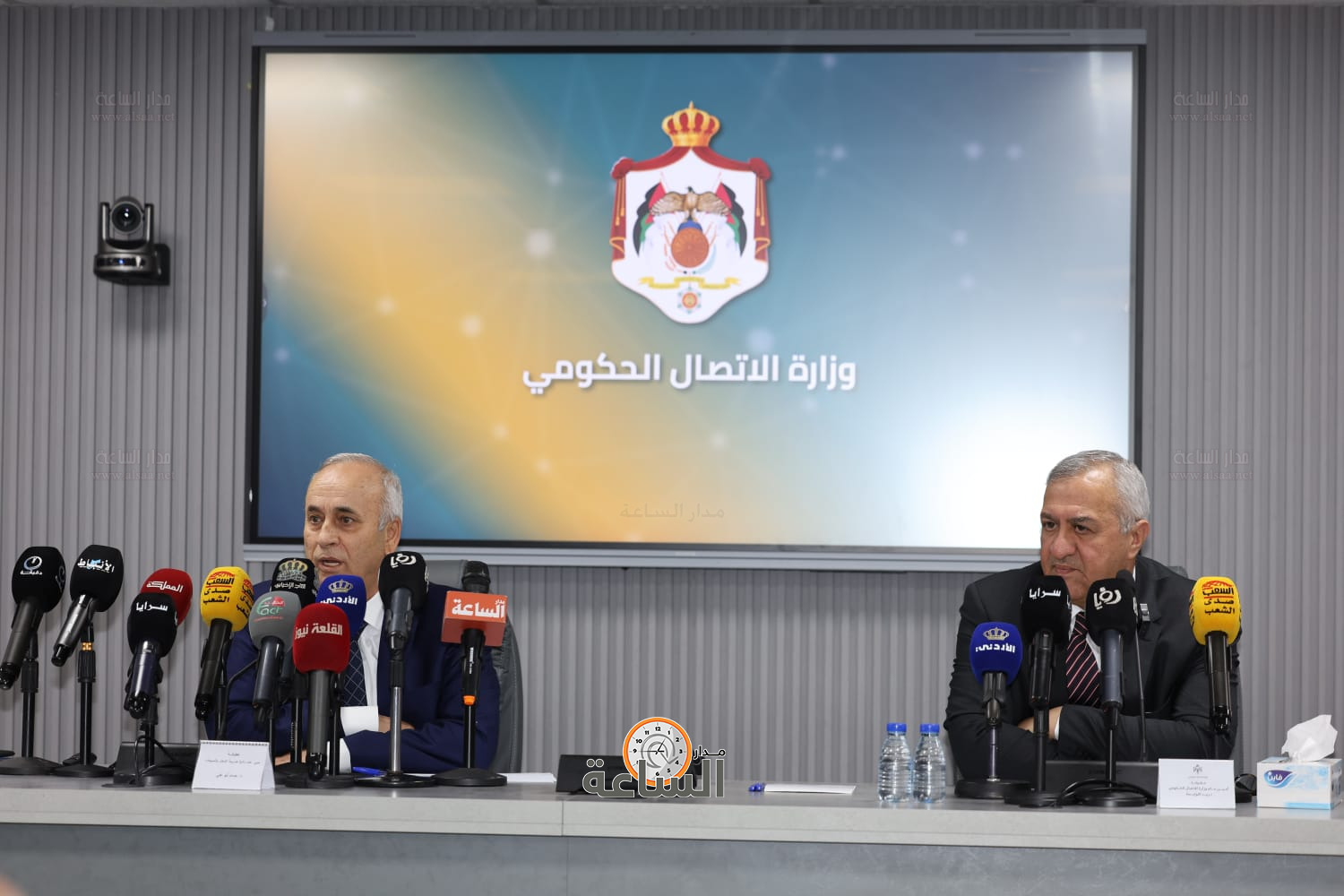 Madar Al-Saa Images 0.705033763882389