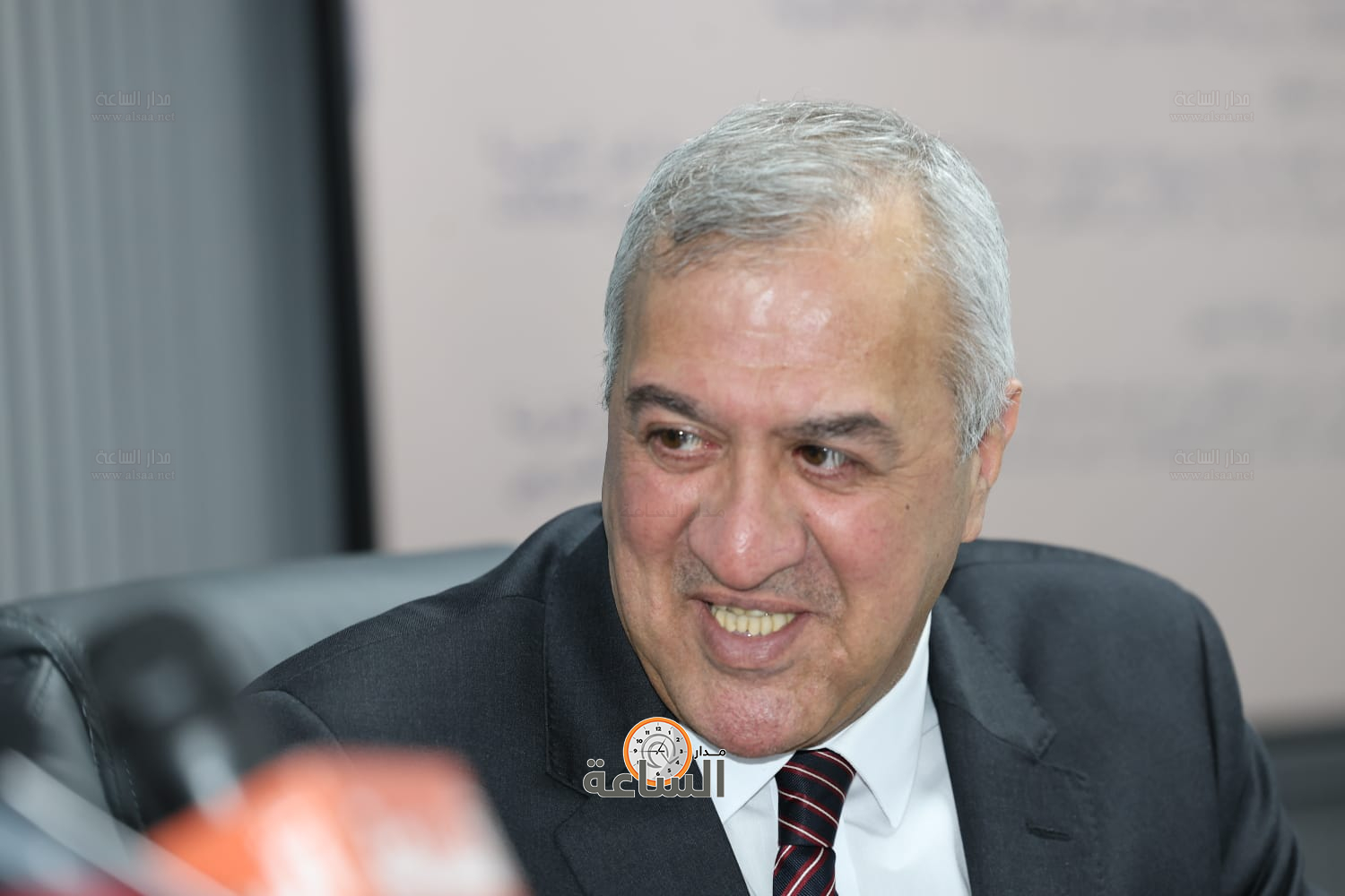 Madar Al-Saa Images 0.4537270908369012