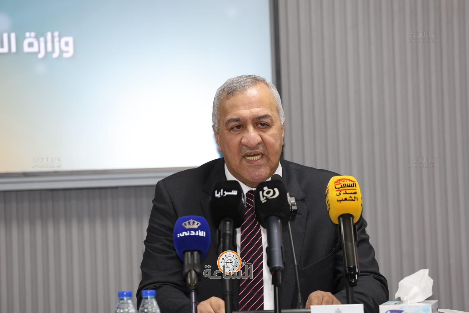 Madar Al-Saa Images 0.4378124979500926