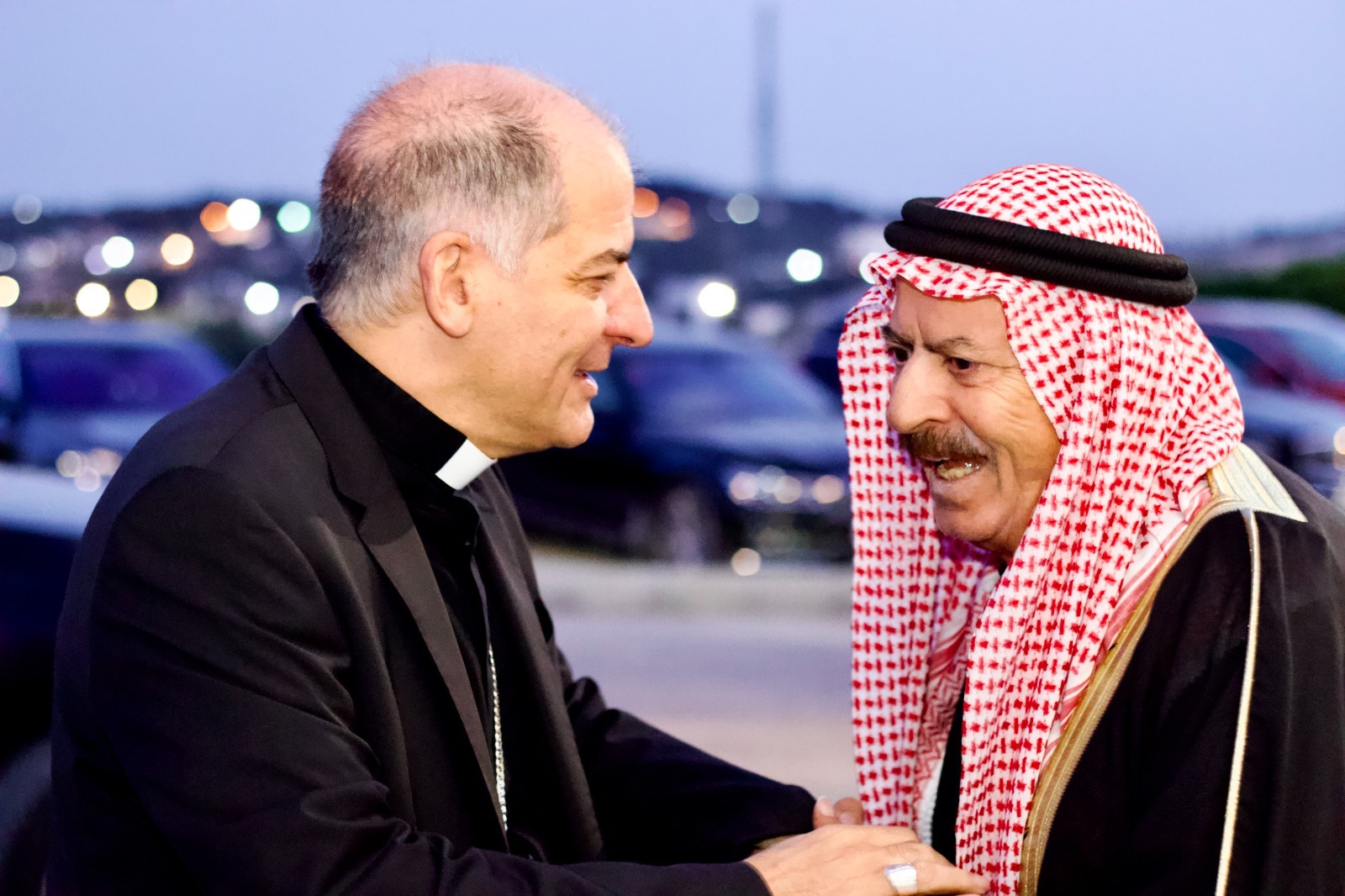 Madar Al-Saa Images 0.06375955426142799