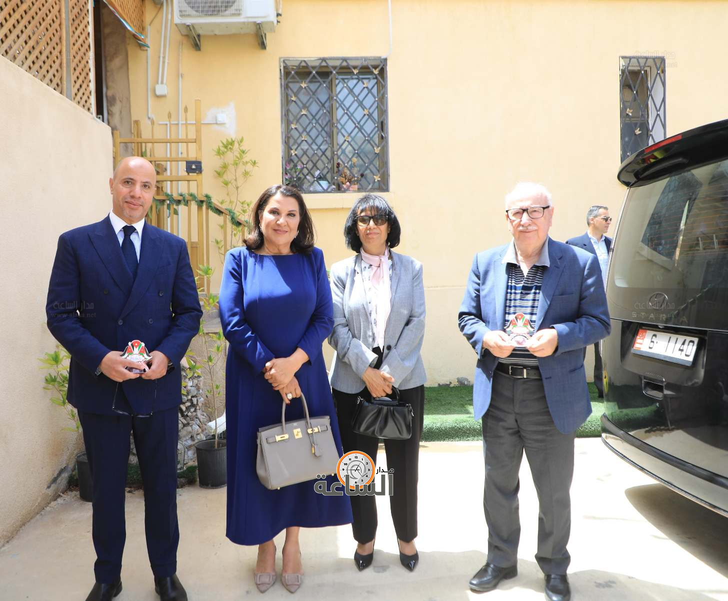 Madar Al-Saa Images 0.9834110099714624