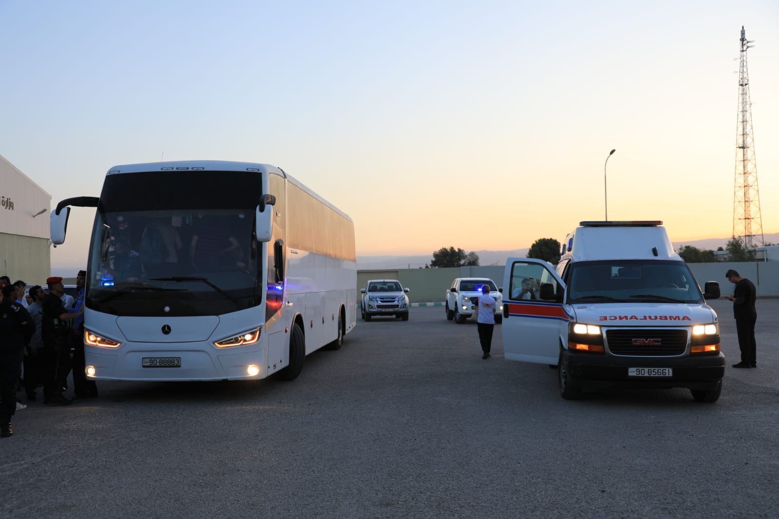 Madar Al-Saa Images 0.0065932168518110235