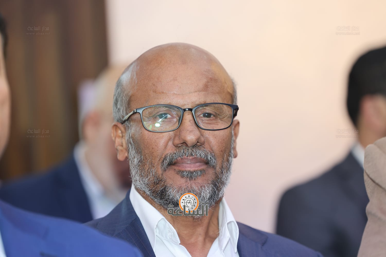 Madar Al-Saa Images 0.2517872916889474