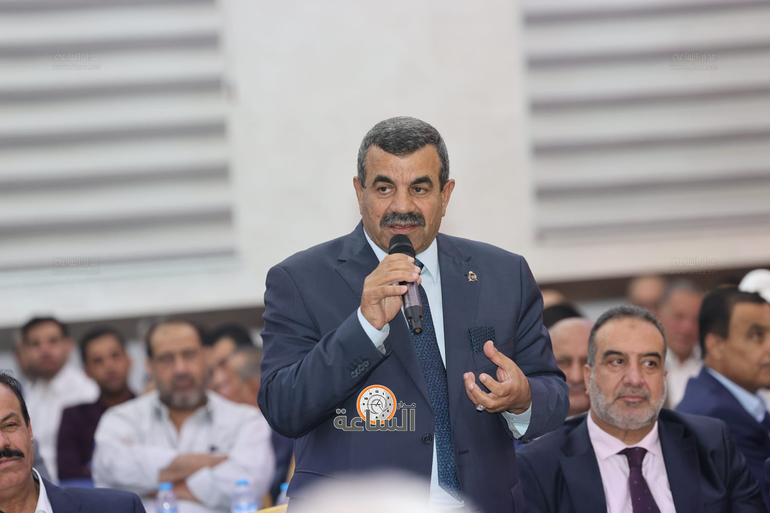 Madar Al-Saa Images 0.6709000309336905