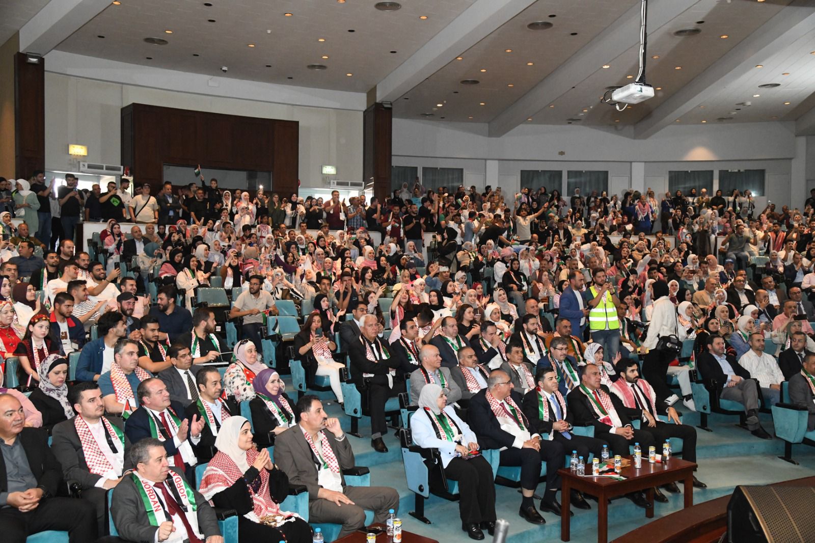 Madar Al-Saa Images 0.6690928946362313