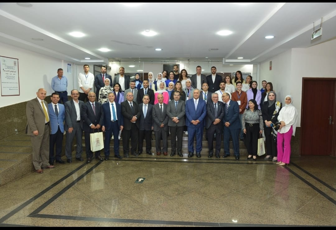 Madar Al-Saa Images 0.1571984844999672