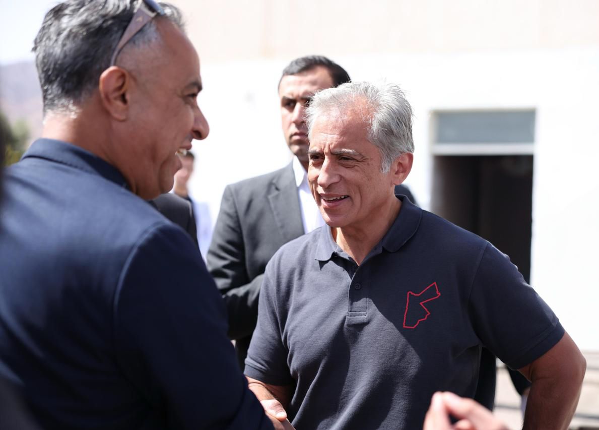 Madar Al-Saa Images 0.06245884673393376