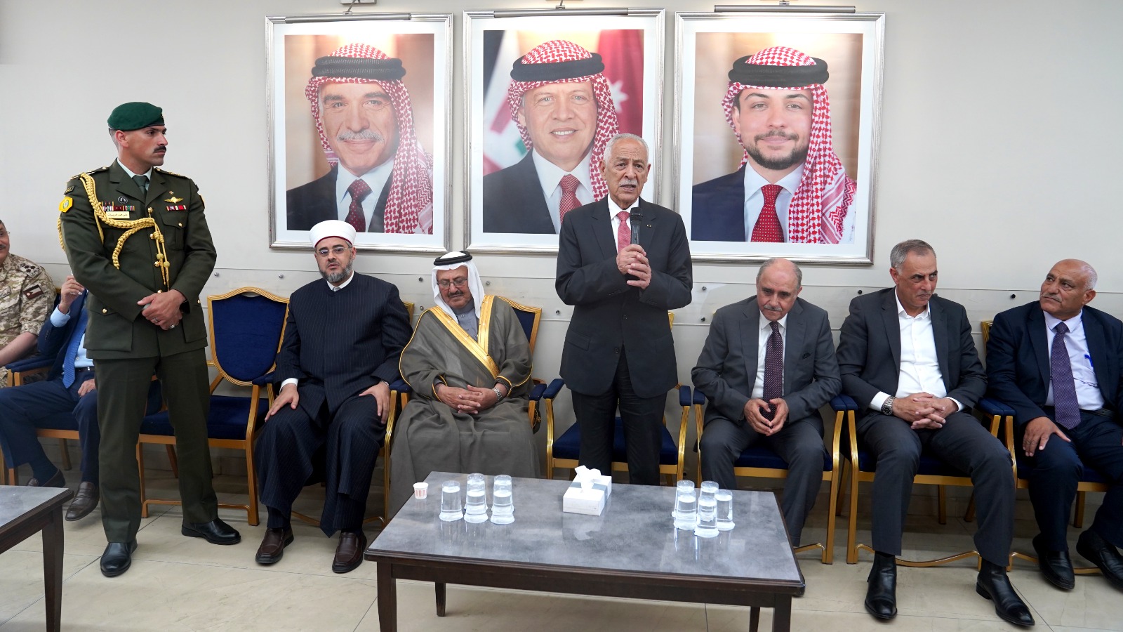 Madar Al-Saa Images 0.37388090129437346