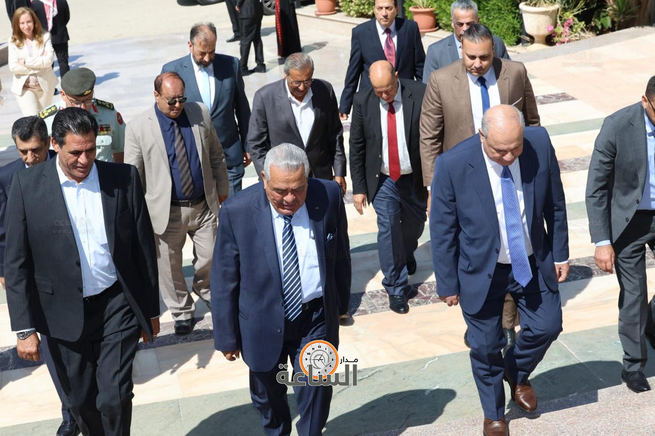 Madar Al-Saa Images 0.46586693958947356