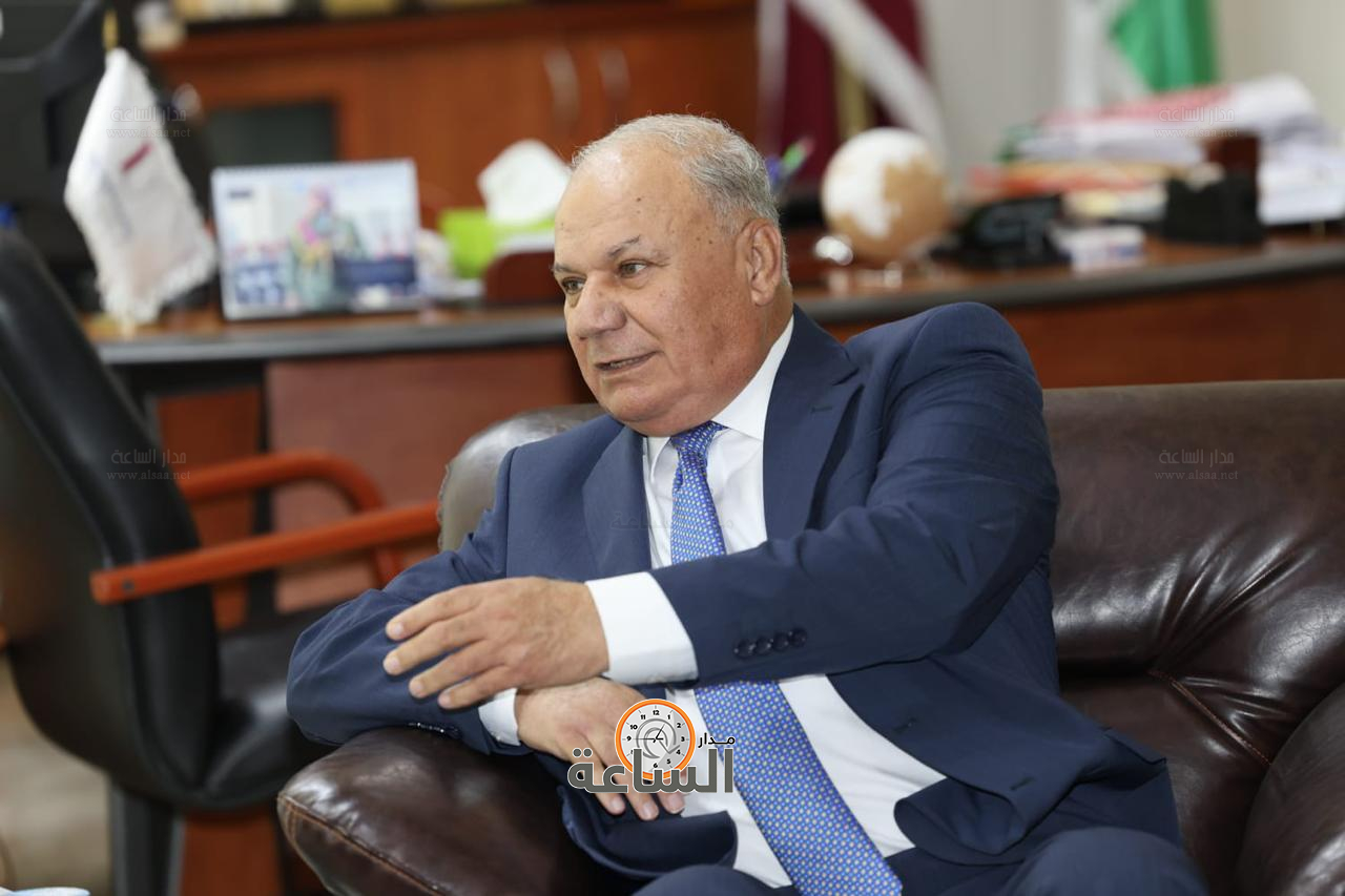 Madar Al-Saa Images 0.35520504272650655