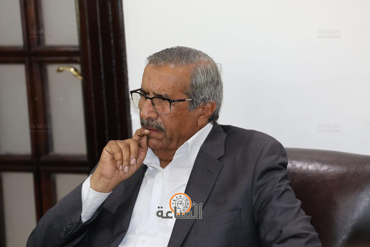 Madar Al-Saa Images 0.4066568624321014