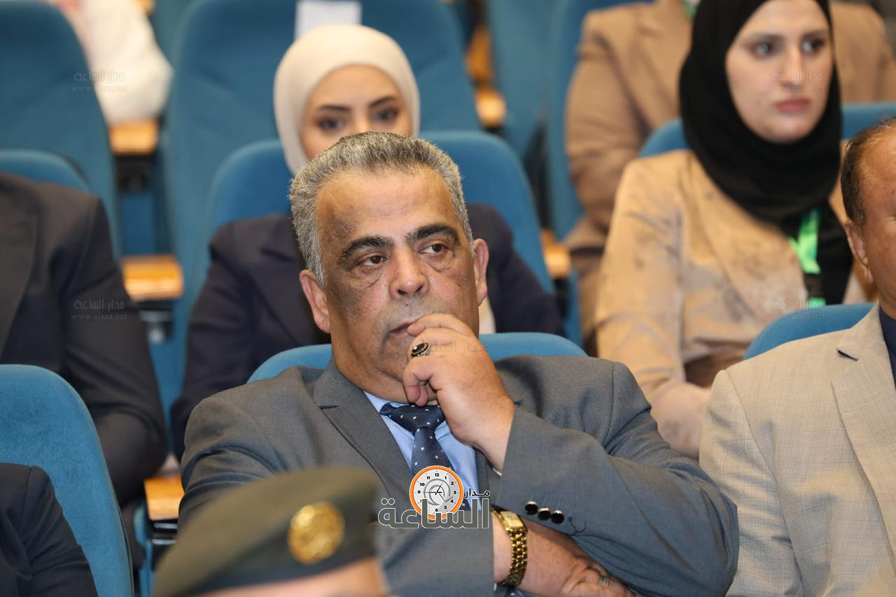 Madar Al-Saa Images 0.4759235261626469